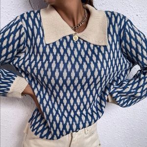 Oversized collar sweater